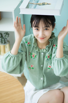 小sb是不是欠c若若